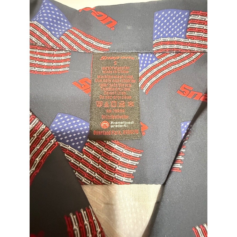 Snap-on Tools Mens Small Navy Blue American Flag Logo Button Up Shirt SS Navy - Picture 2 of 6